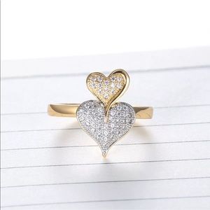 🎉SUNDAY SALE🎉Sz 6-9: 18k sapphire heart ring